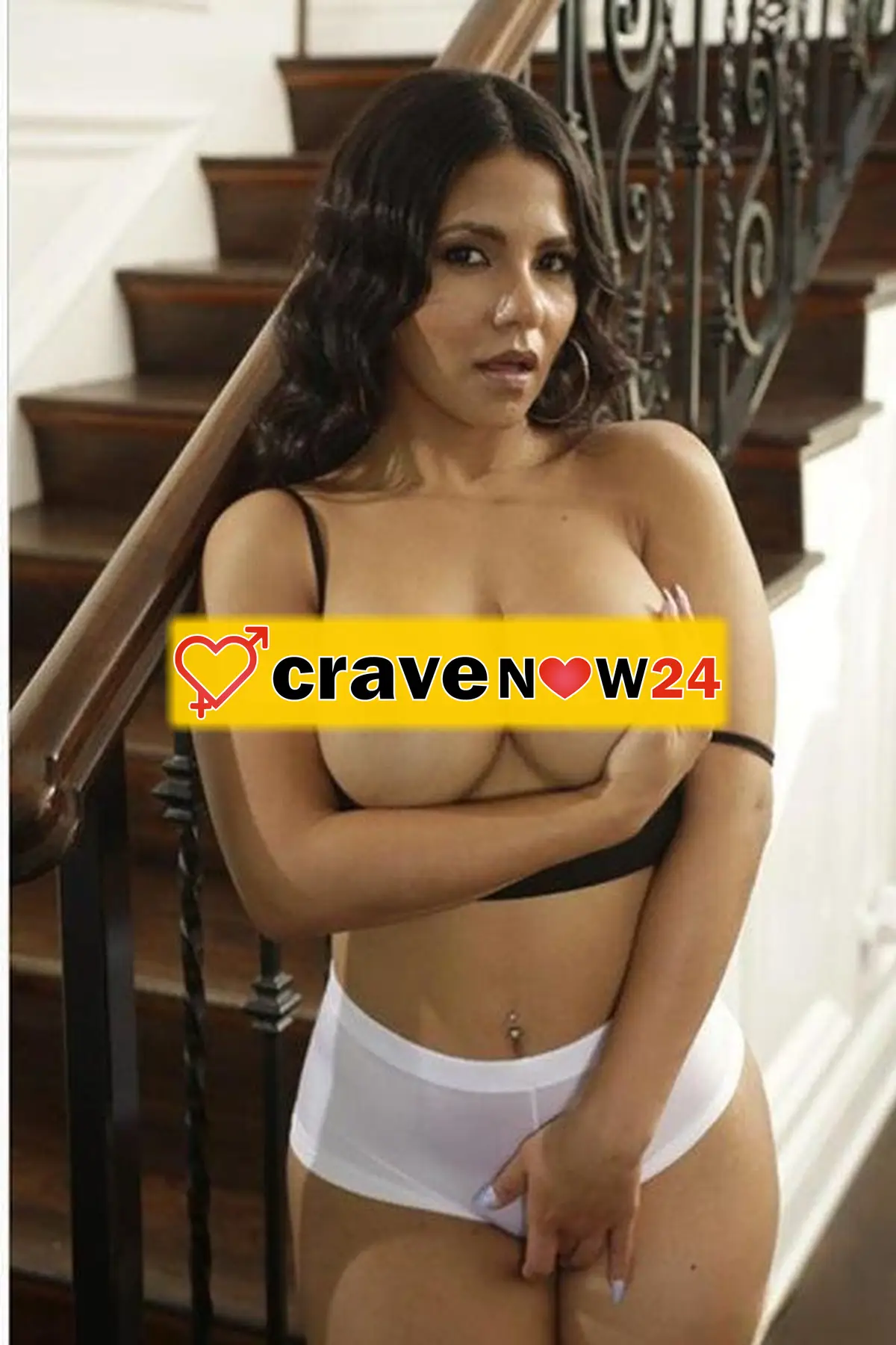 NOVITA A ROZZANO DONNA MATURA MISTRESS PER LE TUE FANTASIE PIU NASCOSTE FETISH STRAPON novita bella donna matura, adoro dominare ,sono una padrona