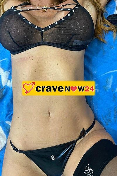 Sono Ginevra una donna passionale, calda vogliosa e disponibile per Te. Sarò la tua scoperta irrinunciabile.