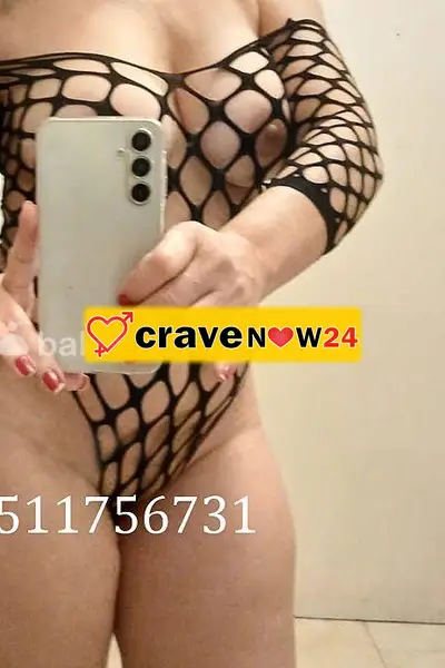 RENATA DONNA MATURA A VIAREGGIO