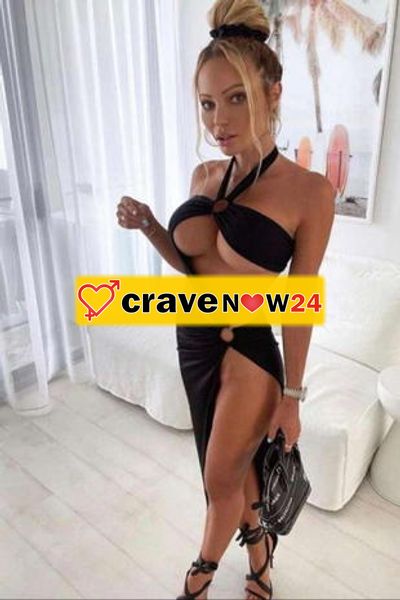 LARA A SANREMO PER LA PRIMA VOLTA 💋💋 FOTO AUTENTICHE