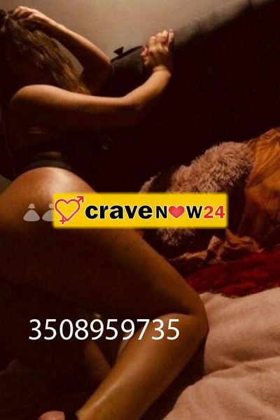 ULTIMI GIORNI. SEGRETARIA NAPOLETANA ANNOIATA ...VIENI CHE TI FACCIO DIVERTIRE IO!😘