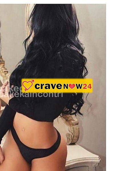 SOVERATO MARINA TUTTA DA STONDARE E DA 👅 LECCARE……. BELLISSIMA .... GIOVANE PRONTA AD ESAURIRE OGNI TUA FANTASIA,COM