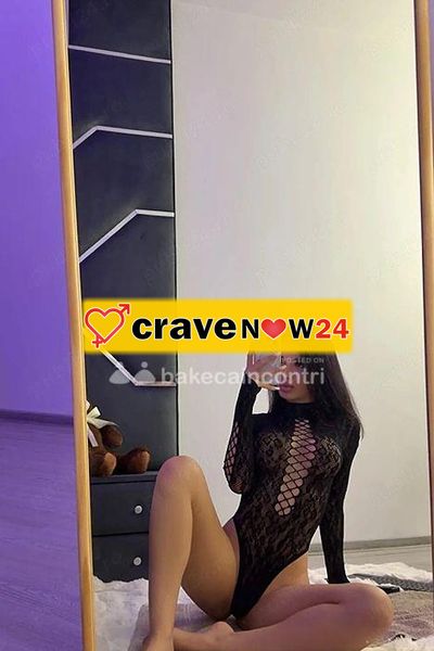 STADIO ANCORA PIÙ ACCATTIVANTE : AMMIRA LE MIE NUOVE FOTO, ESTREMAMENTE BELLA, Solare CON UN VISINO D'ANGELO!!