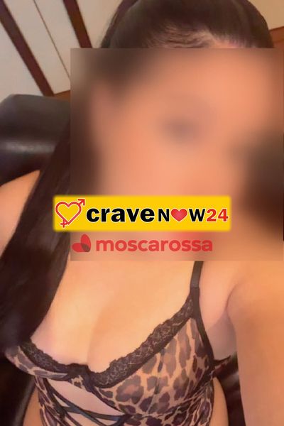APPENA ARRIVATA BELLA E SENSUALE TUTTA CURVE PORCELINA IN CALORE PRELIMINARE DA URLO COMPLETA FIGA SAPORITA DA LECCARE