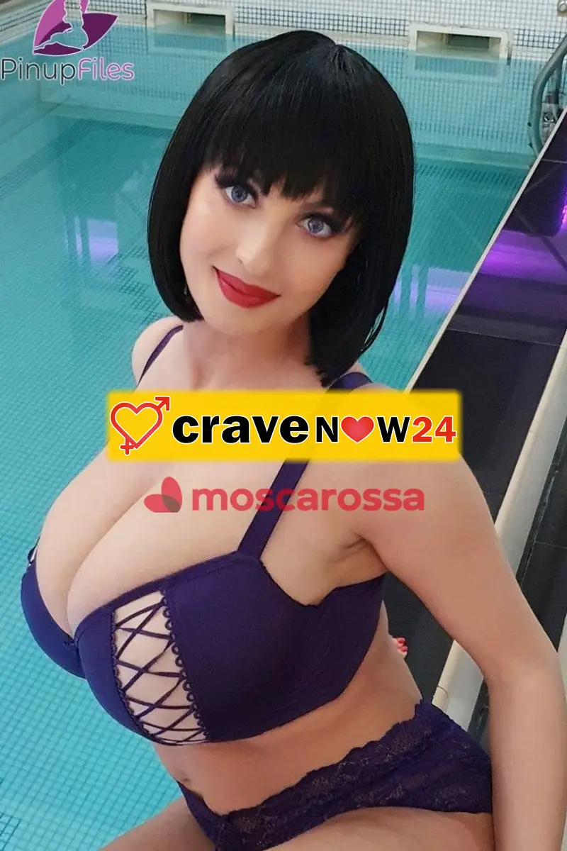 Lara casalinga