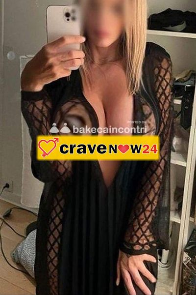 Ricevo Ragungo Conpleta Apena Arivata tuto con calma figa pelosa ciao a tutti, sono una donna matura italiana, un'affascinante milf 58enne. ho una