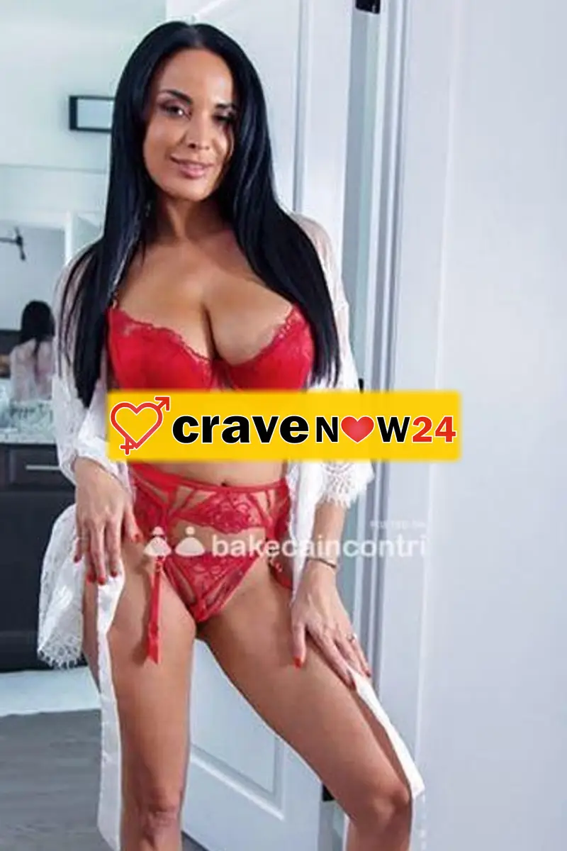 CENTRO CASALINGA 2 VENUTE PER POCHISSIMI GIORNI POMPINARA SUCCHIATRICE DI CAZZO AL NATURALE💋