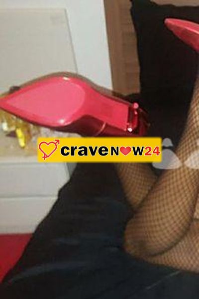NAOMI— dolce, elegante e discreta,
San Giovanni Lupatoto
San Martino Buon Albergo
Castel d'Azzano
Pescantina
Bussolengo
Sommacampagna
So