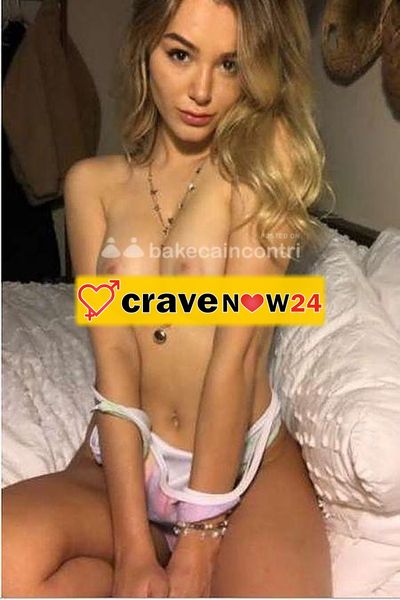 NEW BELLA ZOCCOLONA👄👄👄 DEA DEL POMPINO, DELLA GOLA PROFONDA E DEL SESSO: LO FACCIO PER PASSIONE