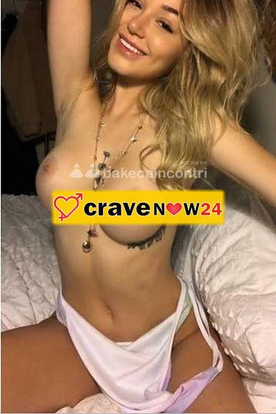 NEW BELLA ZOCCOLONA👄👄👄 DEA DEL POMPINO, DELLA GOLA PROFONDA E DEL SESSO: LO FACCIO PER PASSIONE