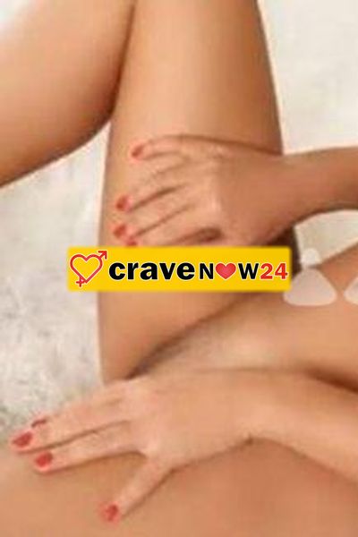 Bellissima e brava 💋 grande pompinara 👅la mia pompa ti farà impazzire👅