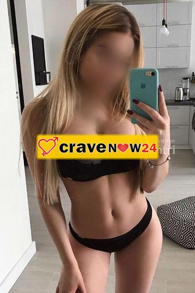 Bellissima e brava 💋 grande pompinara 👅la mia pompa ti farà impazzire👅