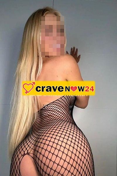 Apenna arrivata bellissima amiche Porca è pronta a farti divertire