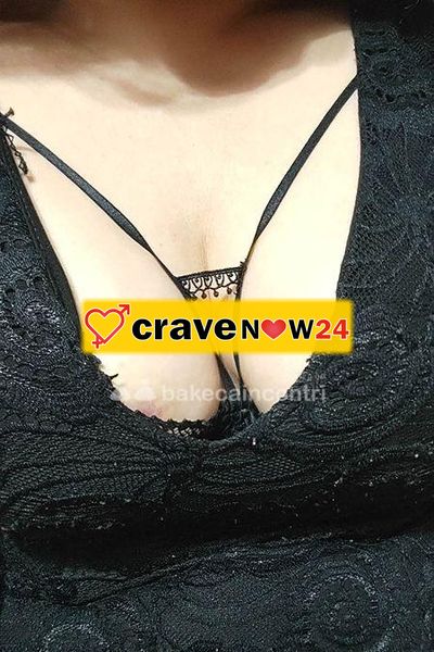 Nuova ragazza orientale👅 piccolina troietta adoro succhiare.con la mia calda bocca ed essere.leccata 👅fino a bagnarm,sesso completo massaggi in tutto