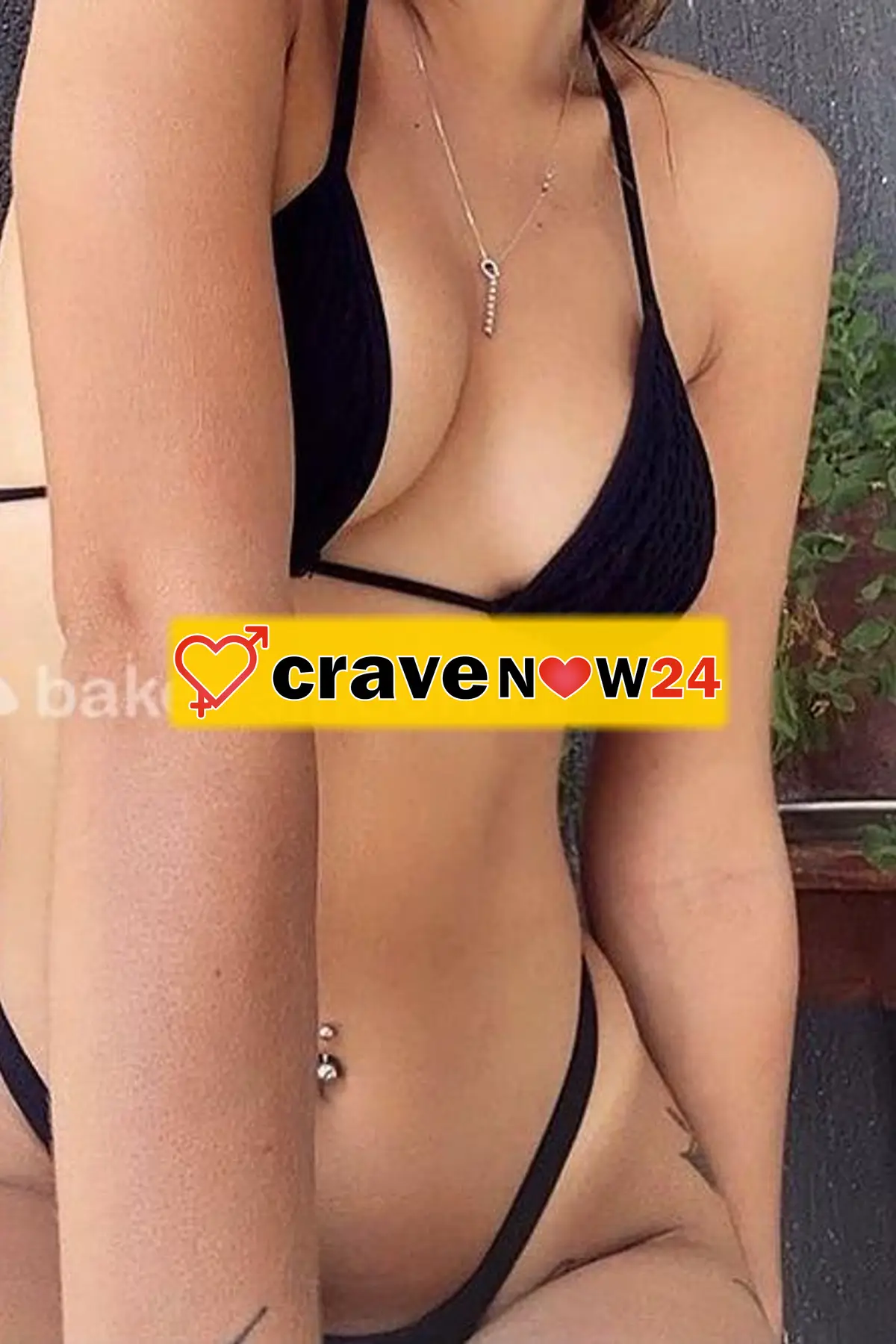 UNA BIONDA DIFFICILE DA RESISTERE💦👅
