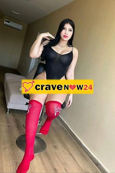 Sono così eccitata, voglio fare sesso bollente, vieni a provarmi, ti piacerà, tesoro mio