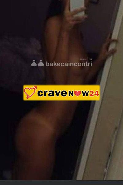 Maddalena skinny italiana insospettabile primissima volta