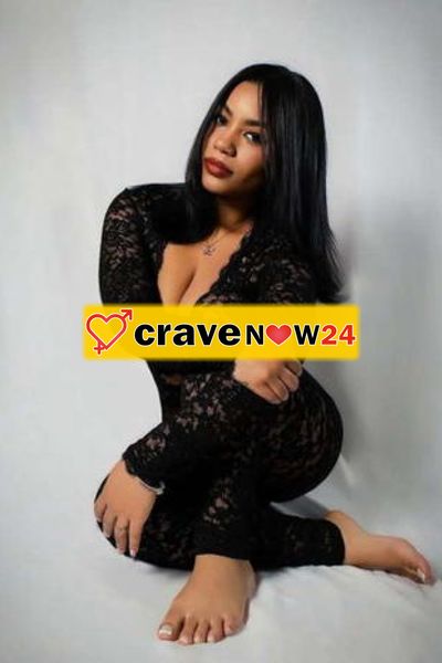 CEREA BELLA 😍 LA PIÙ MAIALA MORA GIOVANE 🥰🥰 CON UNA FIGA BAGNATA, MOLTO CALDA