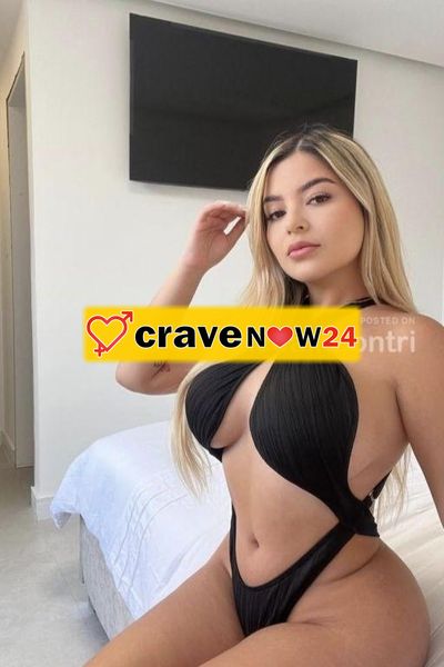 ALTAMENTE SEXY ED EROTICA, CORPO ECCITATO E VULCANICO CON BOCCA BOLLENTE