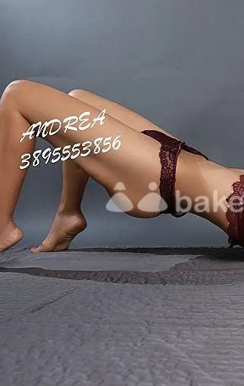 ARCHI MILAZO😘ANDREA APPENA ARRIVATA😘PICCOLA TROI.A🐩😘ADORO SUCCHIARE CON LA MIA CALDA BOCCA 👄 ED ESSERE LECCATA FINO A BAGNARMI 😍😍