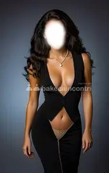 MODELLA NUDA E PROFUMATA SUL TUO CORPO (CONTATTI SOLO SU WHATSAPP)