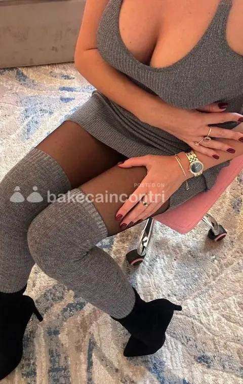 A PAVIA SABRINA ITALIANA - foto autentiche e recenti -