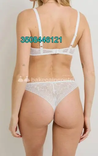 VALENTINA MASSAGGIATRICE BODY CORPORALE ANTISTRESS RELAX CON VIBRO LIGAM PROSTATICO GIOCHI TUTT' CON CALMA . BELLA DOLCISSIMA APPETITOSA SORRIDENTE DE