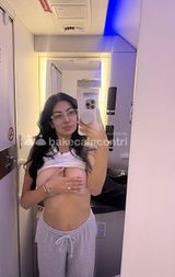 Sono disponibile per tutti i tuoi piani di sesso a pagamento.