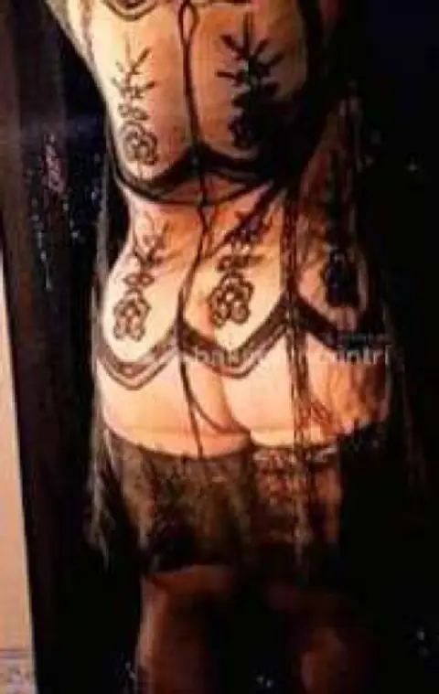 Bellissima Donna MaturaTettona 7 naturale squirting preliminari lunghi e scoperti con ingoio massaggio prostatico e 
corpo a corpo squirting foto rea