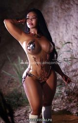 Ciao a tutti, sono Cataleya. Vado a casa tua e voglio farti piacere. Sono colombiana e sono molto calda