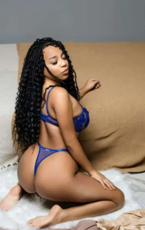 APPENA ARRIVATA a BATTISTINI PRIMAVALLE 👸🏻LA PIU BRAVA CALDA PORCELLINA GIOVANE 👠 HOT🔥POMPINI DA PAURA 😈 PASSIONALE 69. MASSAGGI !!❤️LECCAMI PER BENE