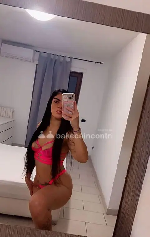 FOTO REALI AL 100%. UNIVERSITARIA, BELLISSIMA. DISPONIBILE NELLA TUA CITTÀ. DISPONIBILE ORA