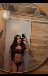 IN TOURS🎀🎀 VALERIA LA DEA DEL SESSO APPENA ARRIVATA VALERIA BELLA RAGAZZA MORA ITALO SPAGNOLA🎀🎀