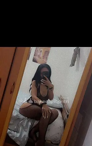 Sono Larisa bella mora rumena con le buone maniere dolce
       SONO A CANOSA!!!