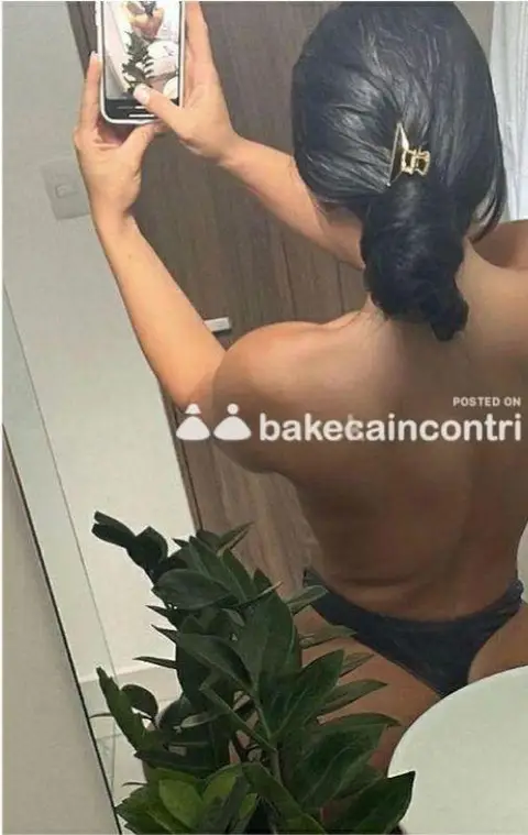 A VIAREGGIO FEMMINILITÀ, FASCINO ED ELEGANZA. TI ASPETTO PER UN INCONTRO RICCO DI EMOZIONI.