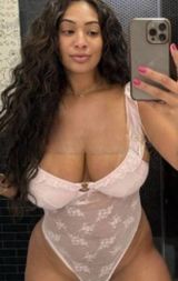 BELLA FIGA BOLLENTE TUTTA DA GUSTARE ❤ ❤ ❤ FIGA STRETA BAGNATA ❤ BOCCA 🌋 MORA