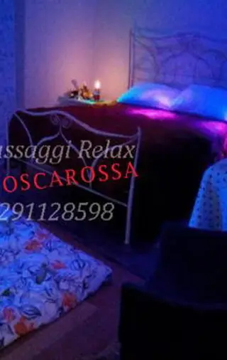 Doccia erotica più tantra nel futon, Miky mora BELLISSIMA solo per cavalieri educati, solo italiani ASSOLUTAMENTE NO ANONIMI💓