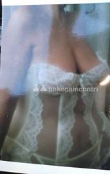 Marina bellissima signora milf appena arrivata