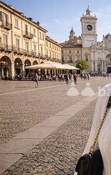 Ragazza giovane e birichina disponibile per incontri senza problemi