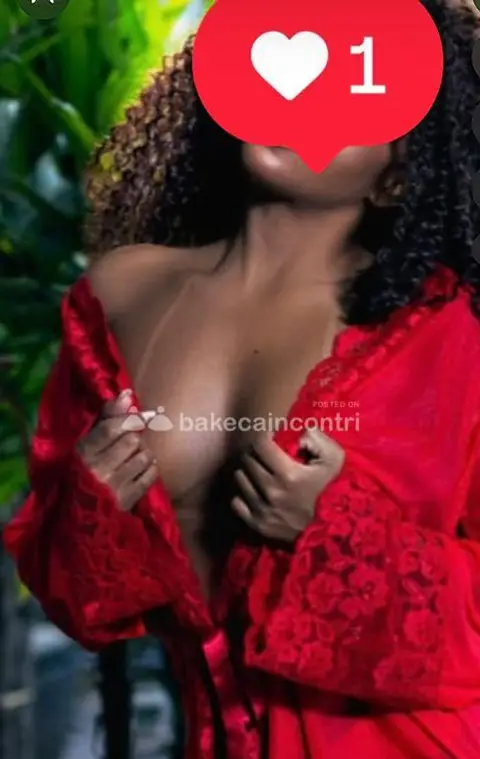 Specialmente per uomini e clienti esigenti, la videochiamata più hot che abbiate mai visto: solo videochiamata