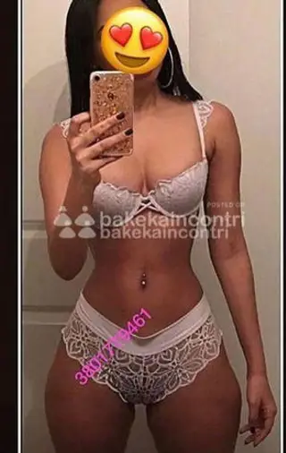 NEW NEW 💕KATY AFFASCINANTE BAMBOLA 23 ANNI PASSIONALE FIGA STRETTA POMPINARA BOCCA DI FUOGO PIOGGIA DORATA 69’ COMPL🤤