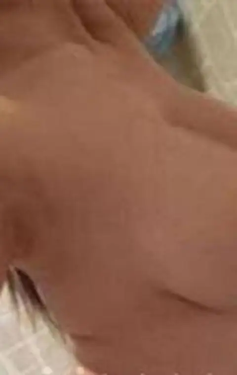 A PARMA MASSAGGIO LINGAM   CORPO A CORPO RILASSANTE . .  GARANTISCO un piacevole momento di ESTASI di RELAX Al MASSIMO ❤