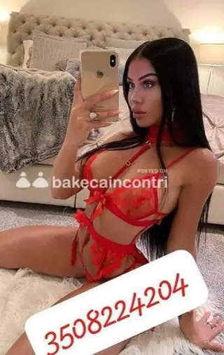 ARRIVATA MELODY, UNA DELIZIA UNICA DA ASSAPORARE... DOLCE E SENSUALE COME NON MAI... PRELIMINARI SENZA FRETTA CHE TI LASCERANNO SENZA