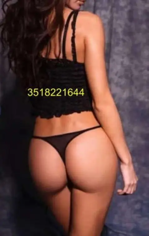 CALENZANO MANUELA 🇮🇹ITALIANA🇮🇹 SENSUALE COMPLETISSIMA TI RICEVE IN AMBIENTE RISERVATO