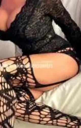 MARINA DI PISTICCI - 🍓Appena arrivata Sabrina - Affascinante donna matura offre momenti indimenticabile senza fretta