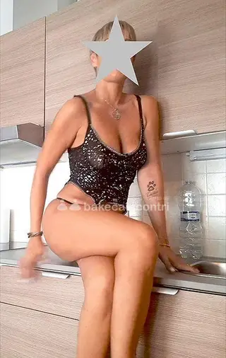 GIULIA ITALIANA VENETA 🥰 FACILE INCONTRARMI 🥰 DIFFICILE DIMENTICARMI 🥰