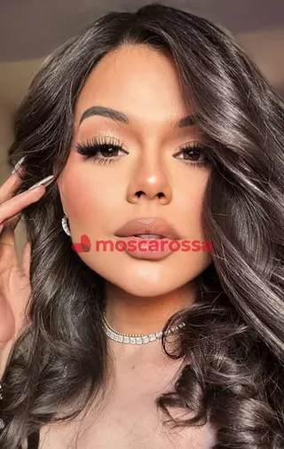 Bella completa  sexy