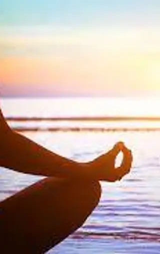 Lucca 🔝🔝🔝 DELIZIOSA DOLCE E SENSUALE un TOTAL BODY MASSAGE DI VERA CLASSE 🦋 su futon ☆☆☆☆☆