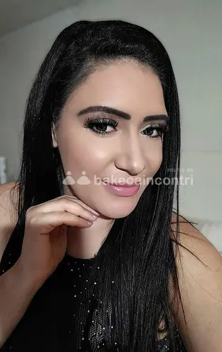 Bellissima e sexy brasiliana con un bel sedere, mi trovate in Via Firenze (Prato). Lavoro in un ambiente accogliente con parcheggio nelle vicinanze.