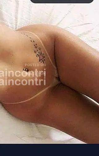 NEW NEW 😋🥰🍑🍆 BELLA MASSAGGIATRICE.SEXI. E CON UNA FIGA MOLTO CALDA, TUTTA PER TE. DISPONIBILE PER FARTE GODERE, E RiLASSARTI. POSTO DISCRETO